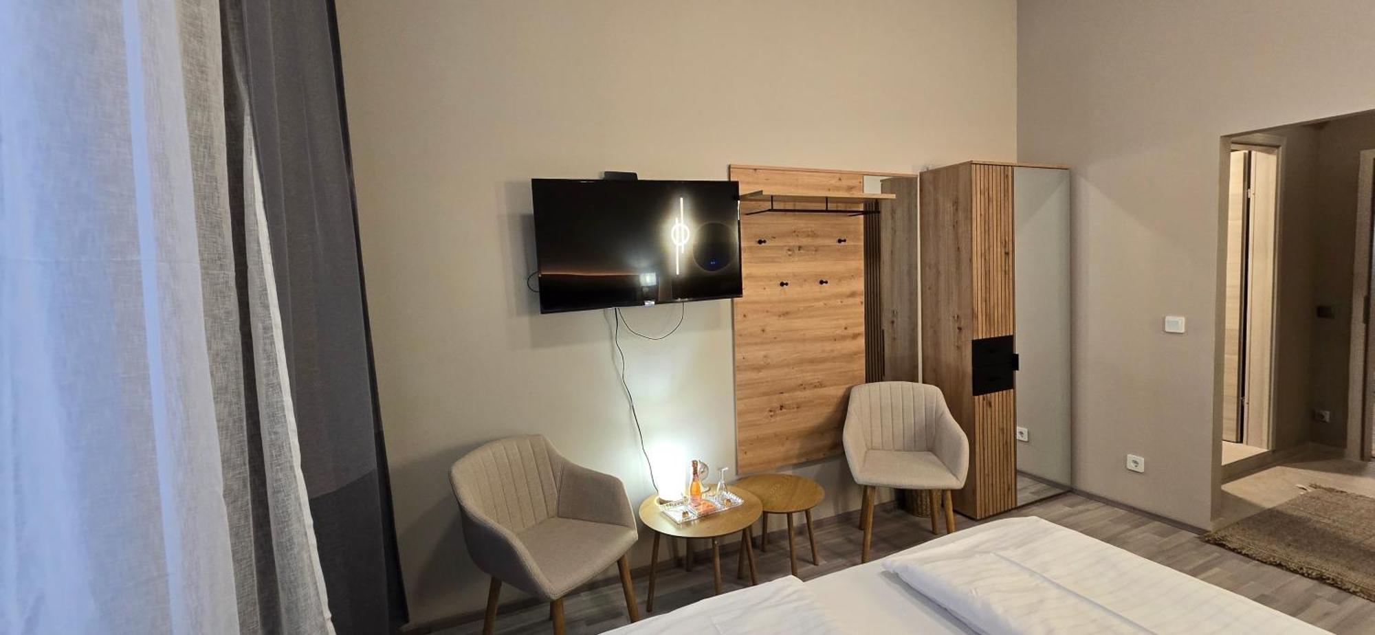Elegance 4* Vienna